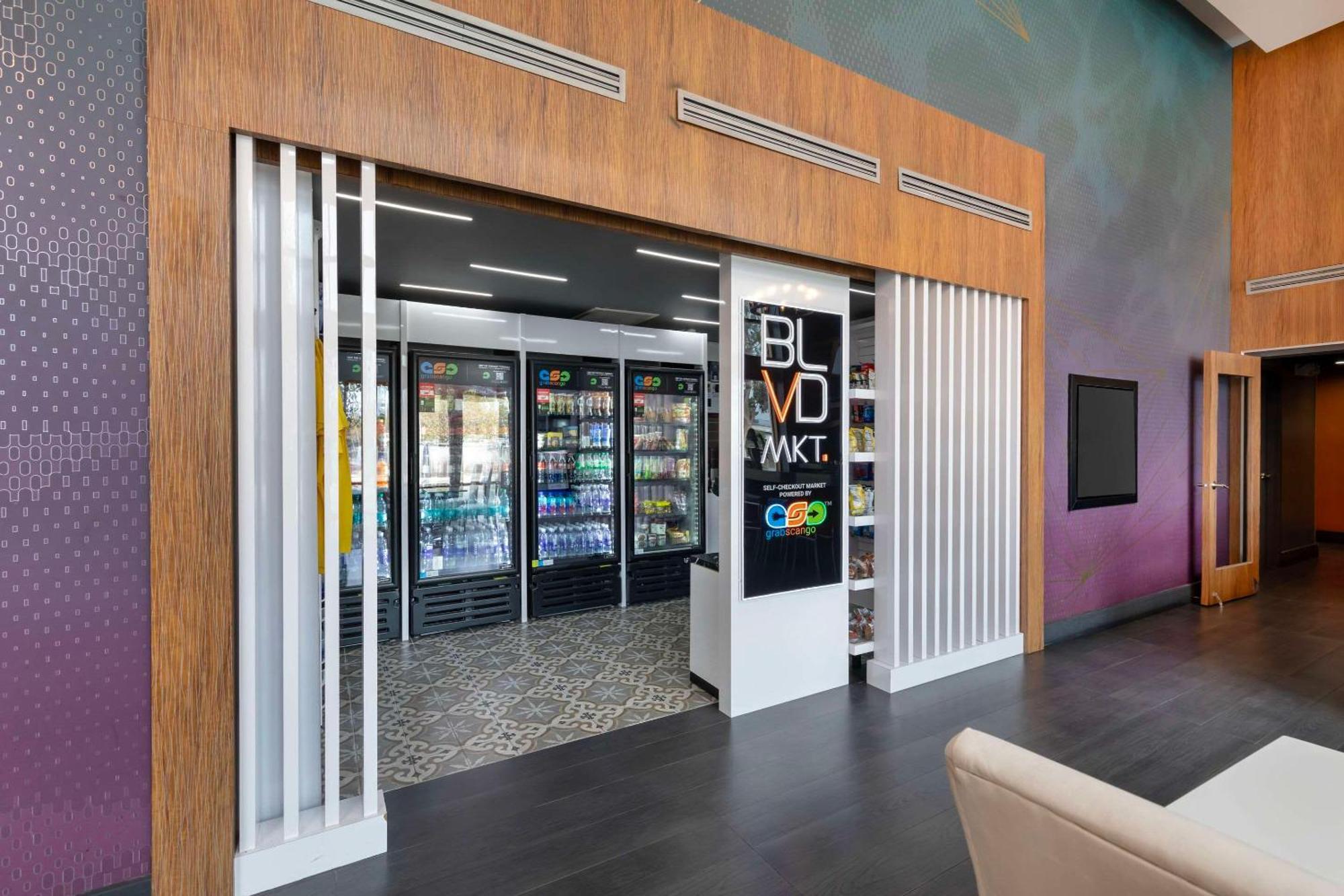 Blvd Hotel And Studios Universal-Hollywood, Ascend Hotel Collection Los Angeles Bagian luar foto