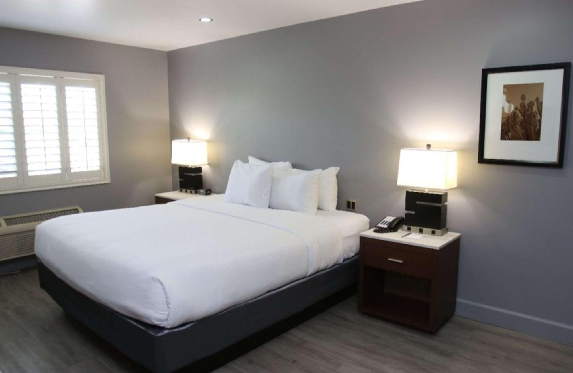 Blvd Hotel And Studios Universal-Hollywood, Ascend Hotel Collection Los Angeles Bagian luar foto