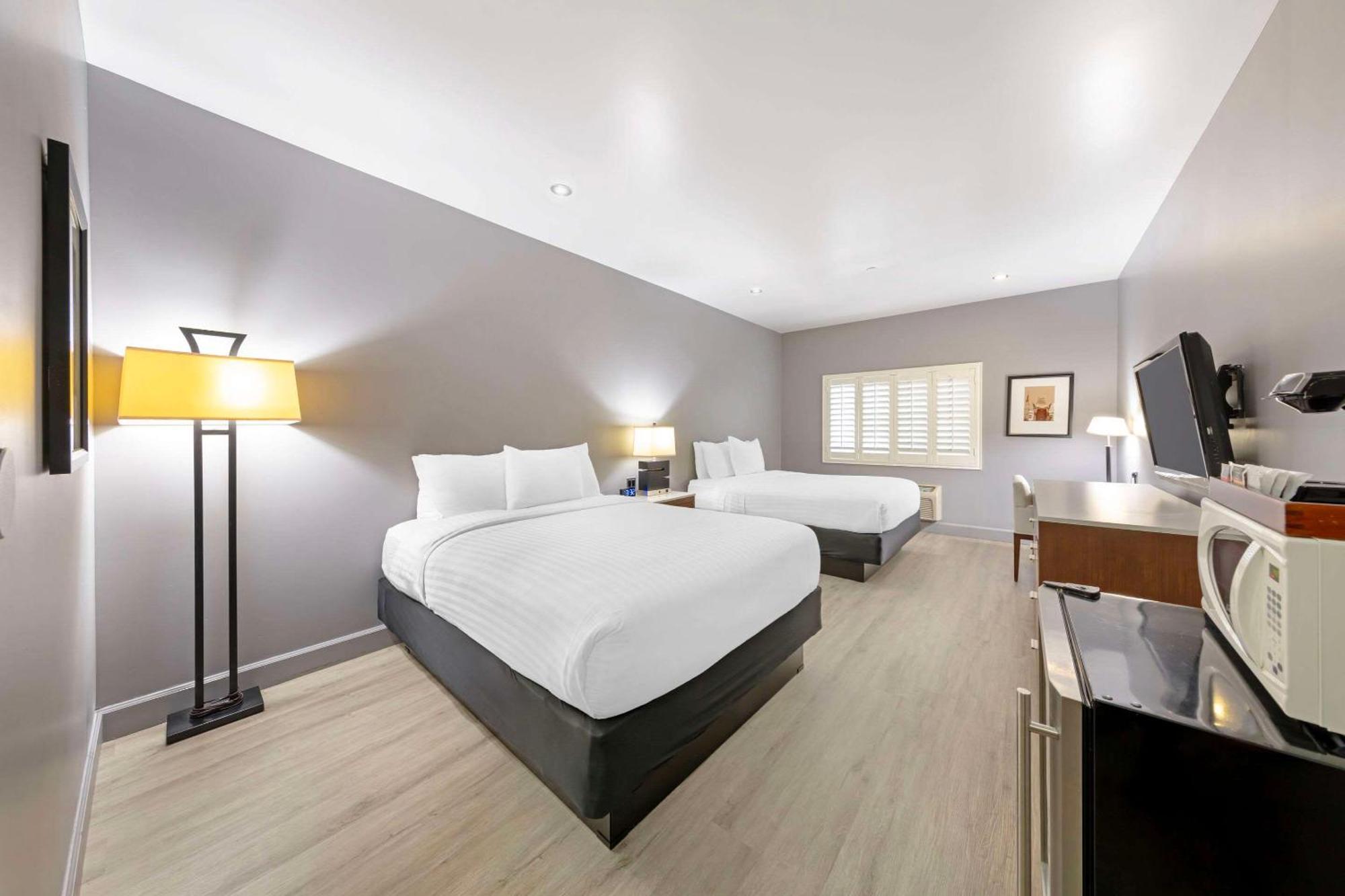 Blvd Hotel And Studios Universal-Hollywood, Ascend Hotel Collection Los Angeles Bagian luar foto